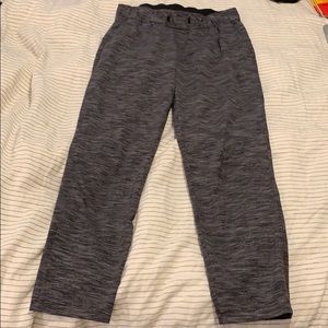 Lululemon On the Fly 7/8 pant size 6